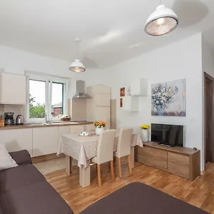 Sunny Place Apartament Zadar